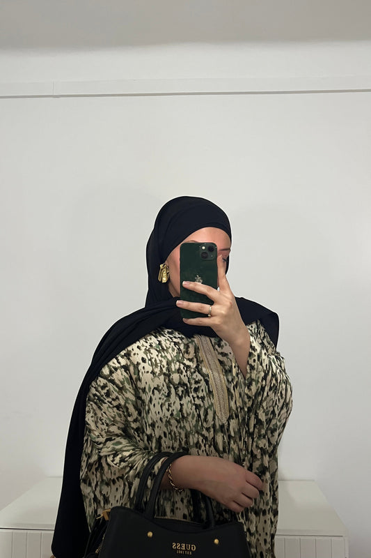 Abaya Saharienne – Élégance et caractère